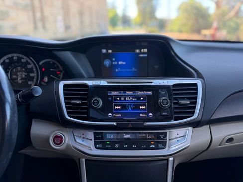 Used 2013 Honda Accord EX-L image 30