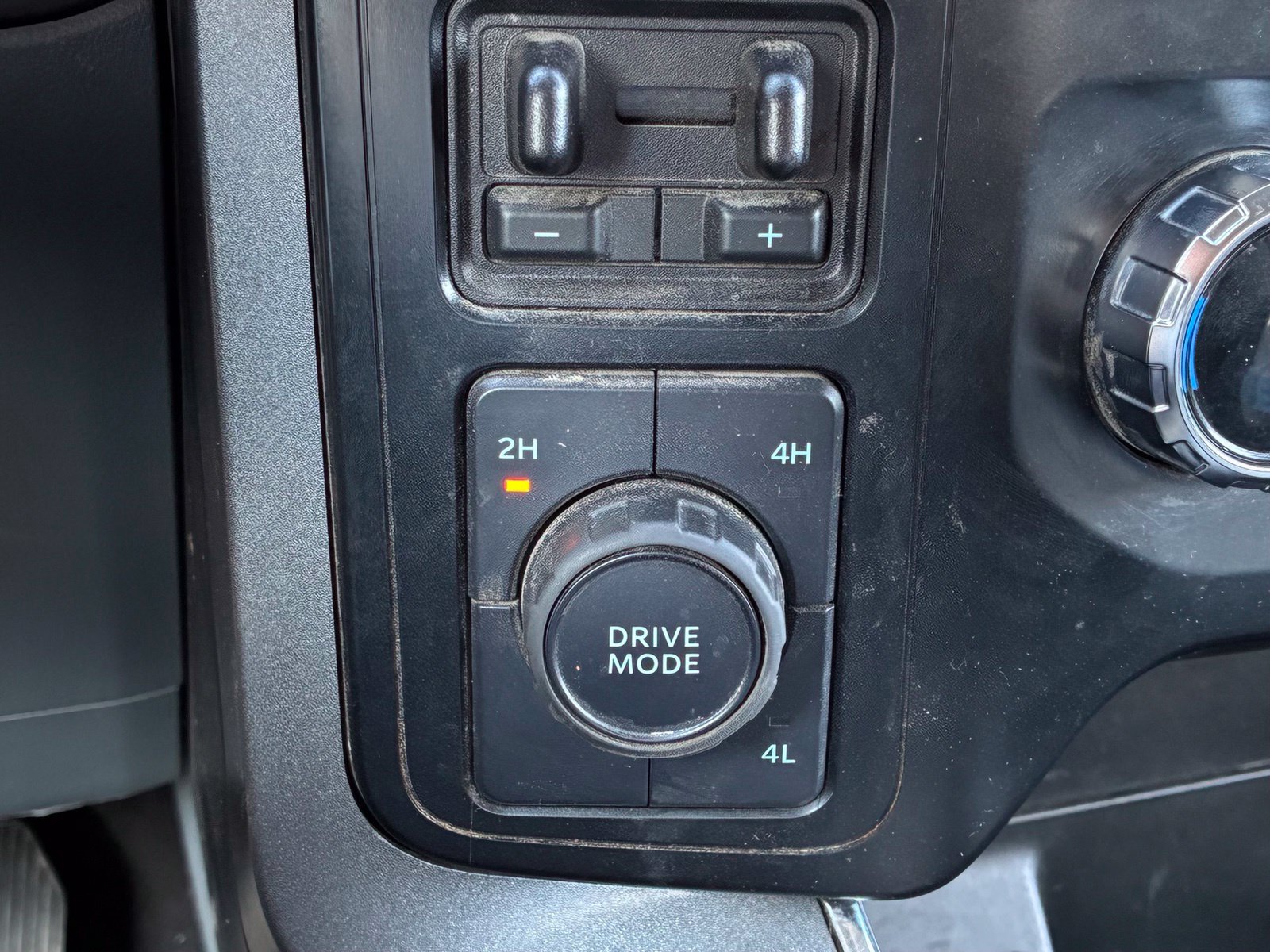 Used 2023 Ford F150 XLT w/ Equipment Group 301A Mid AWD/4WD image 7