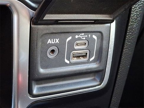 Used 2021 Jeep Wrangler Unlimited Sport image 25