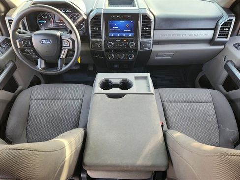 Used 2022 Ford F250 XLT w/ FX4 Off-Road Package image 25