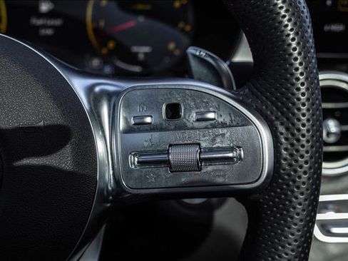 Used 2022 Mercedes-Benz GLC 43 AMG 4MATIC image 17