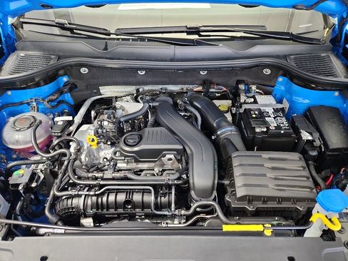 New 2026 Volkswagen Taos SE FWD image 33