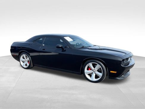 Used 2008 Dodge Challenger SRT8 RWD image 2