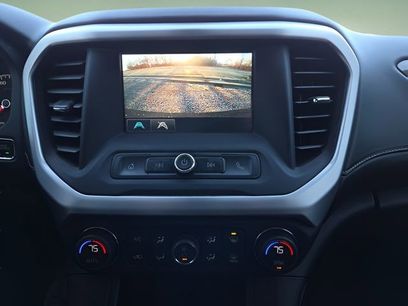 Used 2019 GMC Acadia SLE