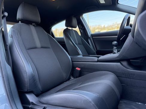 Used 2020 Honda Civic Sport image 40