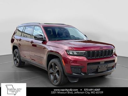Used 2025 Jeep Grand Cherokee L Altitude