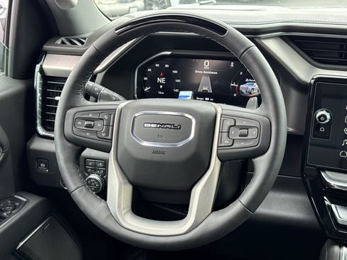 Used 2026 GMC Sierra 1500 Denali AWD/4WD image 28