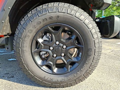 Used 2023 Jeep Wrangler Unlimited AWD/4WD image 8