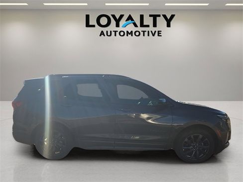 Used 2022 Chevrolet Equinox RS w/ LPO, Floor Liner Package image 4