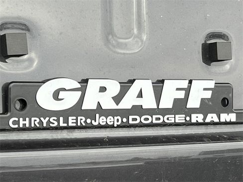 New 2025 Jeep Grand Cherokee Altitude image 45