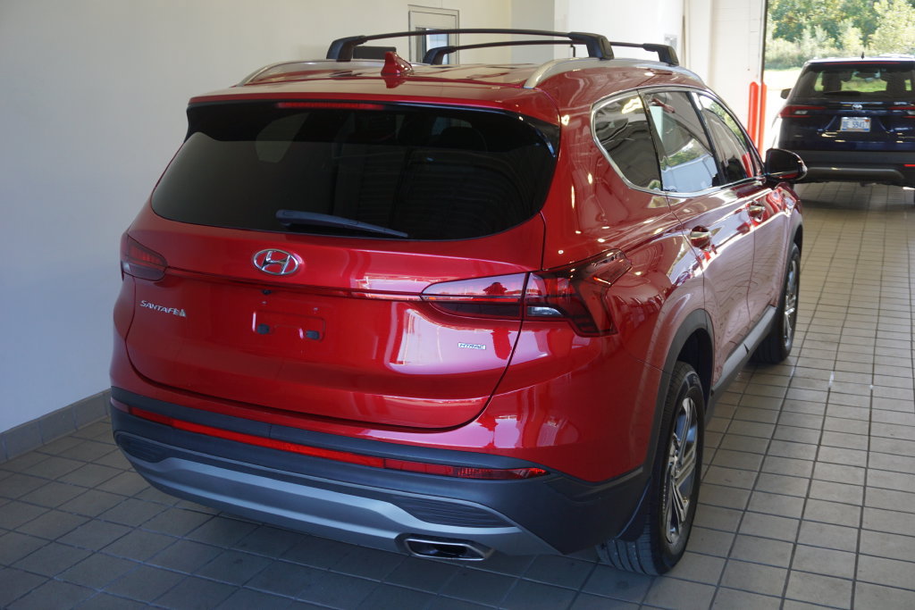 Used 2023 Hyundai Santa Fe SEL AWD/4WD image 15