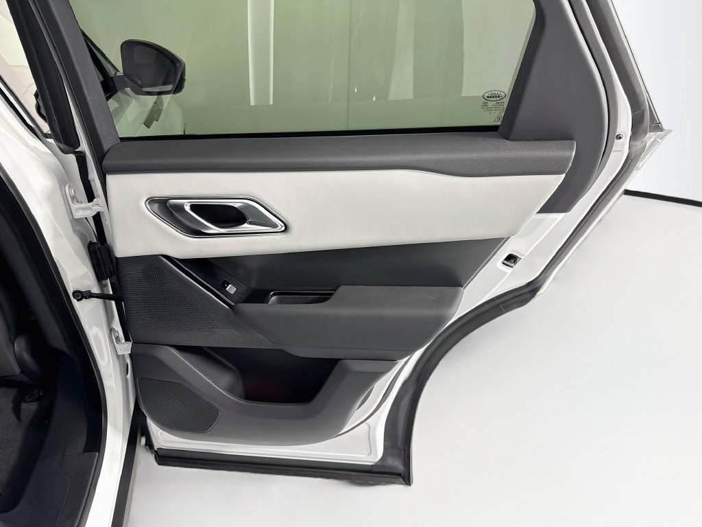 New 2026 Land Rover Range Rover Velar S AWD/4WD image 28