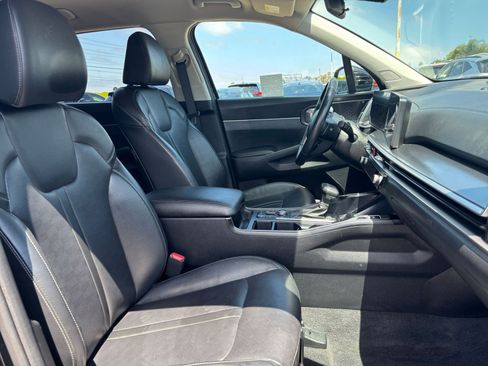 Used 2024 Kia Sorento S FWD image 39