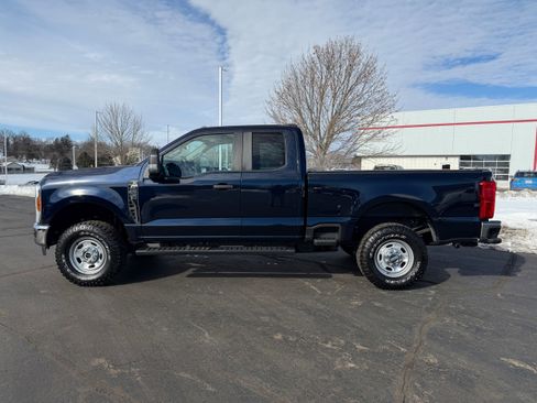 Certified 2024 Ford F250 XL w/ XL Off-Road Package image 5