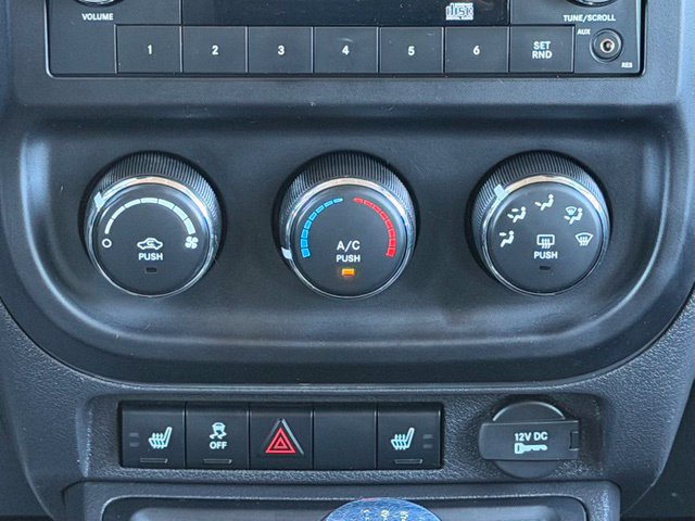 Used 2011 Jeep Patriot Latitude AWD/4WD image 24