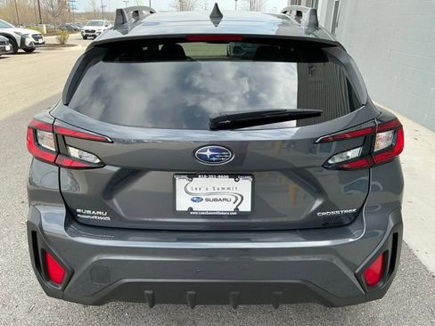 Certified 2025 Subaru Crosstrek 2.0i Premium image 3