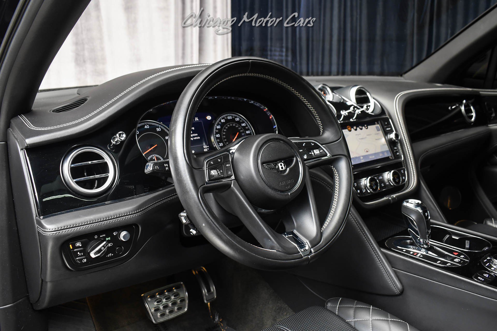 Used 2017 Bentley Bentayga AWD/4WD image 8