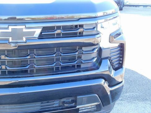 Used 2023 Chevrolet Silverado 1500 RST image 14