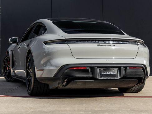 Certified 2023 Porsche Taycan GTS image 3
