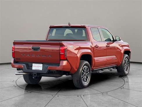 Used 2025 Toyota Tacoma TRD Sport image 6