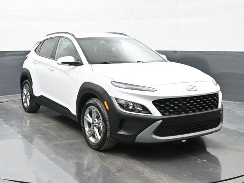 Certified 2023 Hyundai Kona SEL image 2