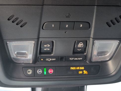 Used 2024 Chevrolet Blazer RS w/ Driver Confidence II Package image 19