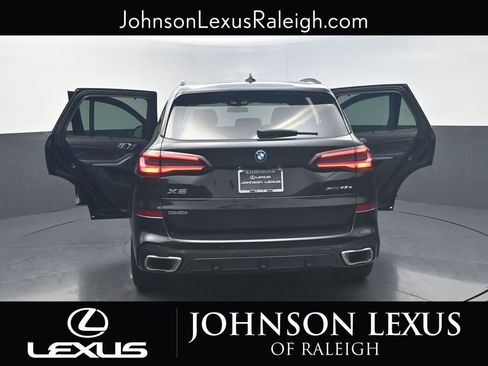 Used 2023 BMW X5 xDrive45e w/ Executive Package image 26