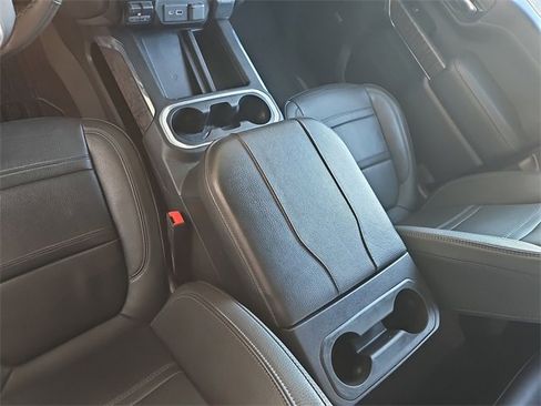 Used 2023 GMC Sierra 3500 Denali w/ Denali Ultimate Package image 23