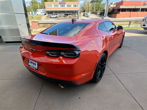 Used 2021 Chevrolet Camaro LT w/ 1LE Track Performance Package image 6