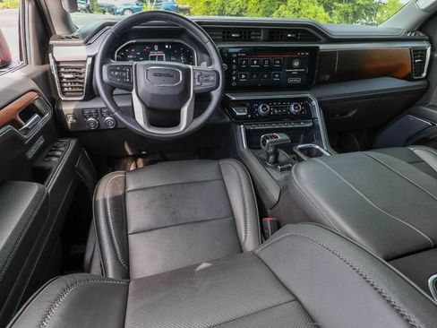 Used 2023 GMC Sierra 1500 Denali AWD/4WD image 16