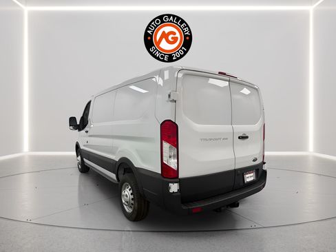 Used 2024 Ford Transit 250 Low Roof w/ Interior Upgrade Package RWD image 5