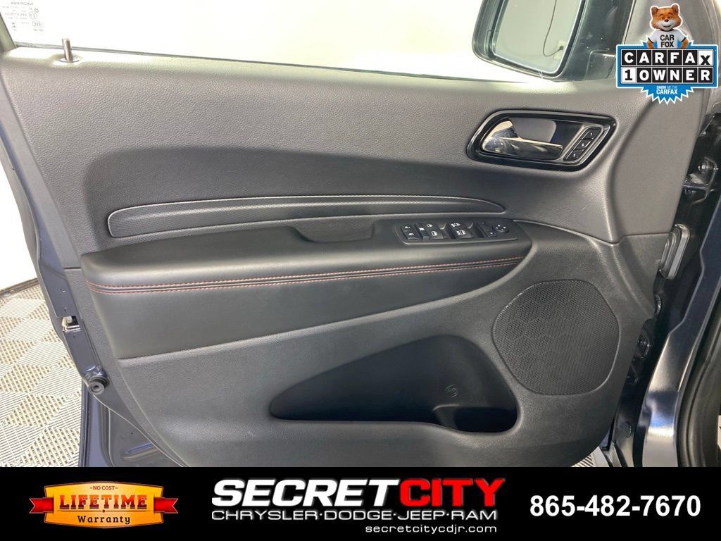 Used 2025 Dodge Durango GT AWD/4WD image 12
