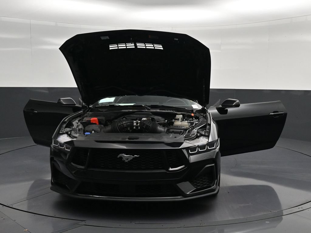 Used 2024 Ford Mustang GT RWD image 32