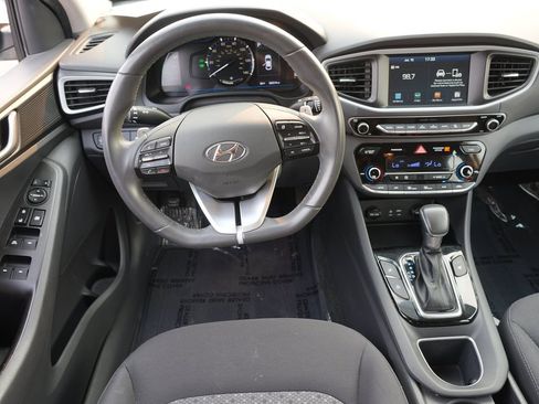 Used 2019 Hyundai Ioniq Plug-In Hybrid FWD image 20