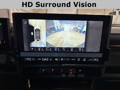 New 2025 GMC Hummer EV 2X image 4