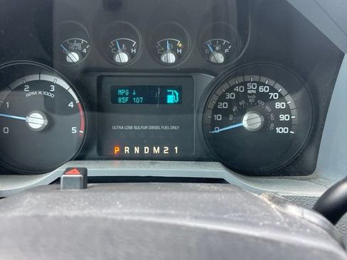 Used 2015 Ford F350 XL RWD image 2