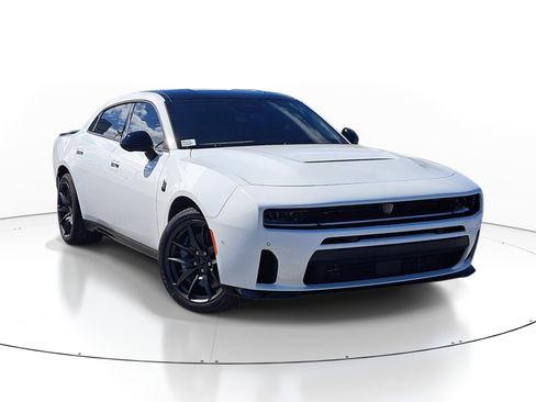 Used 2026 Dodge Charger Scat Pack AWD/4WD image 1