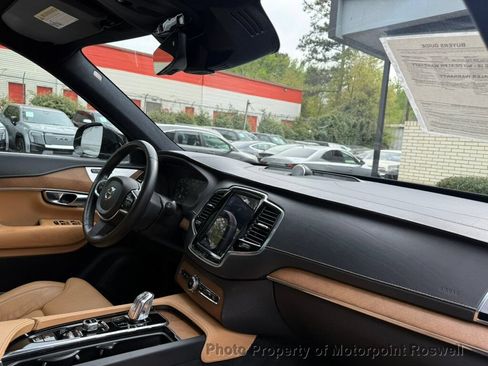 Used 2017 Volvo XC90 T8 Inscription w/ Luxury Package AWD/4WD image 23