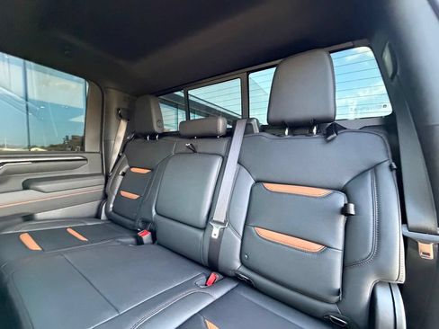 Used 2026 GMC Sierra 2500 AT4 w/ AT4 Premium Plus Package AWD/4WD image 18
