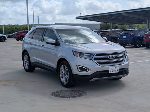 Used 2017 Ford Edge Titanium FWD image 7