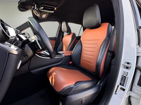 Used 2024 Mercedes-Benz GLC 300 image 9