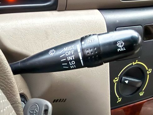 Used 2007 Toyota Corolla LE w/ Audio Value Pkg image 28