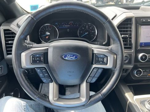 Used 2021 Ford Expedition XLT image 18