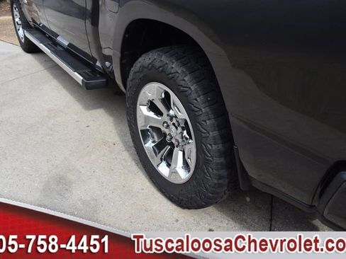 Used 2021 RAM 1500 Big Horn image 14