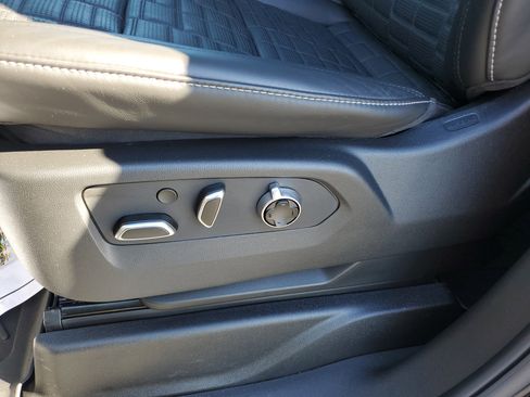 Certified 2024 Cadillac Escalade Premium Luxury Platinum image 14