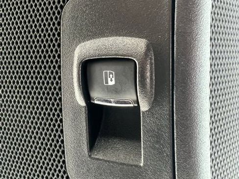 Used 2018 Ford F150 Lariat w/ Equipment Group 502A Luxury image 42