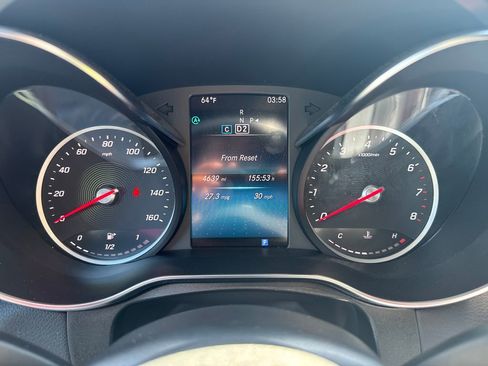 Used 2020 Mercedes-Benz GLC 300 image 2