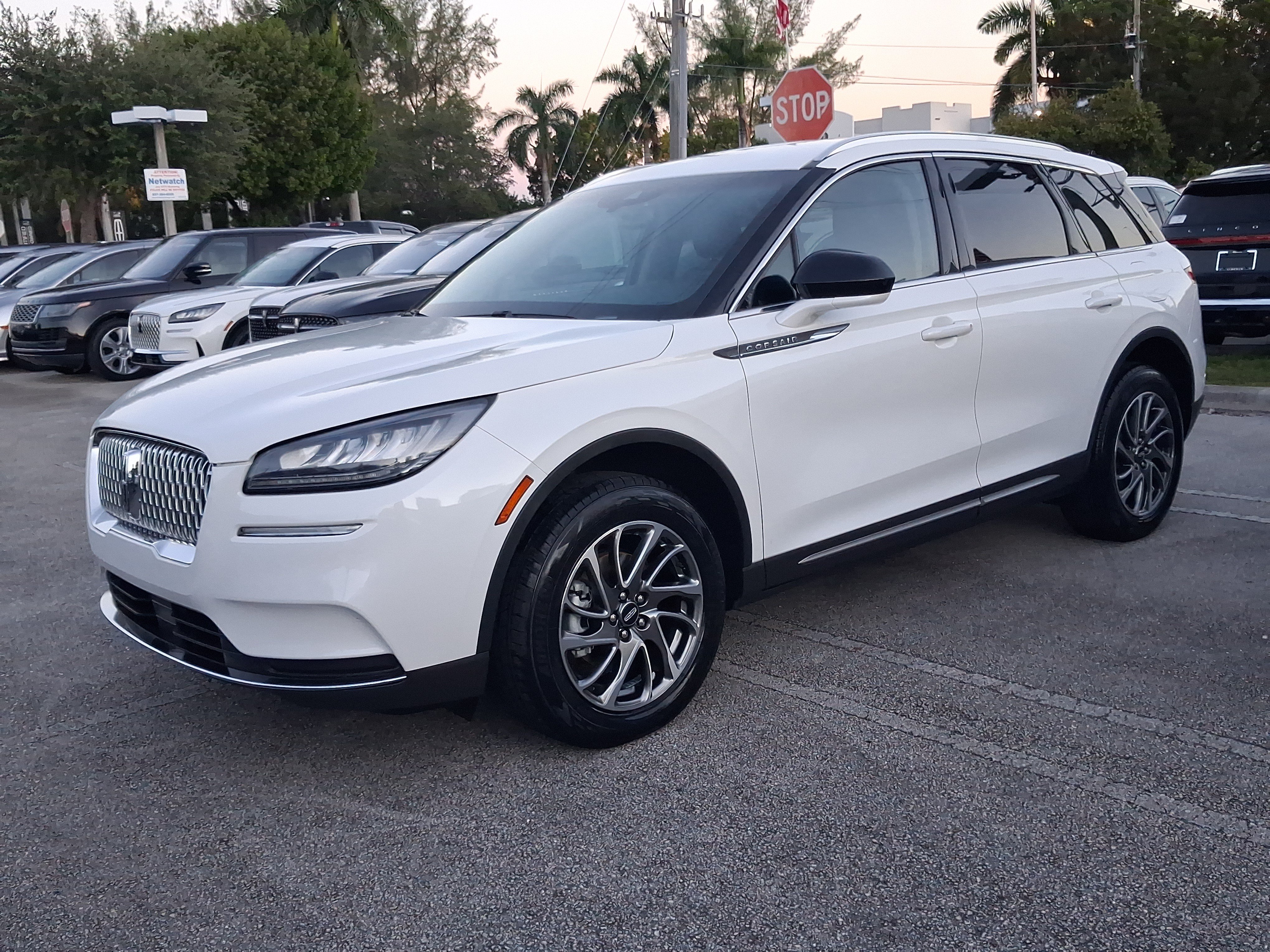 Used 2022 Lincoln Corsair FWD w/ Equipment Group 101A image 2
