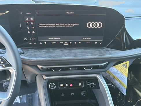 New 2025 Audi Q5 Premium Plus image 28