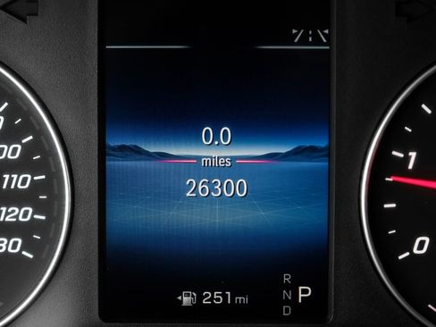 Used 2025 Mercedes-Benz Sprinter 2500 w/ Dashboard Charging Package image 16